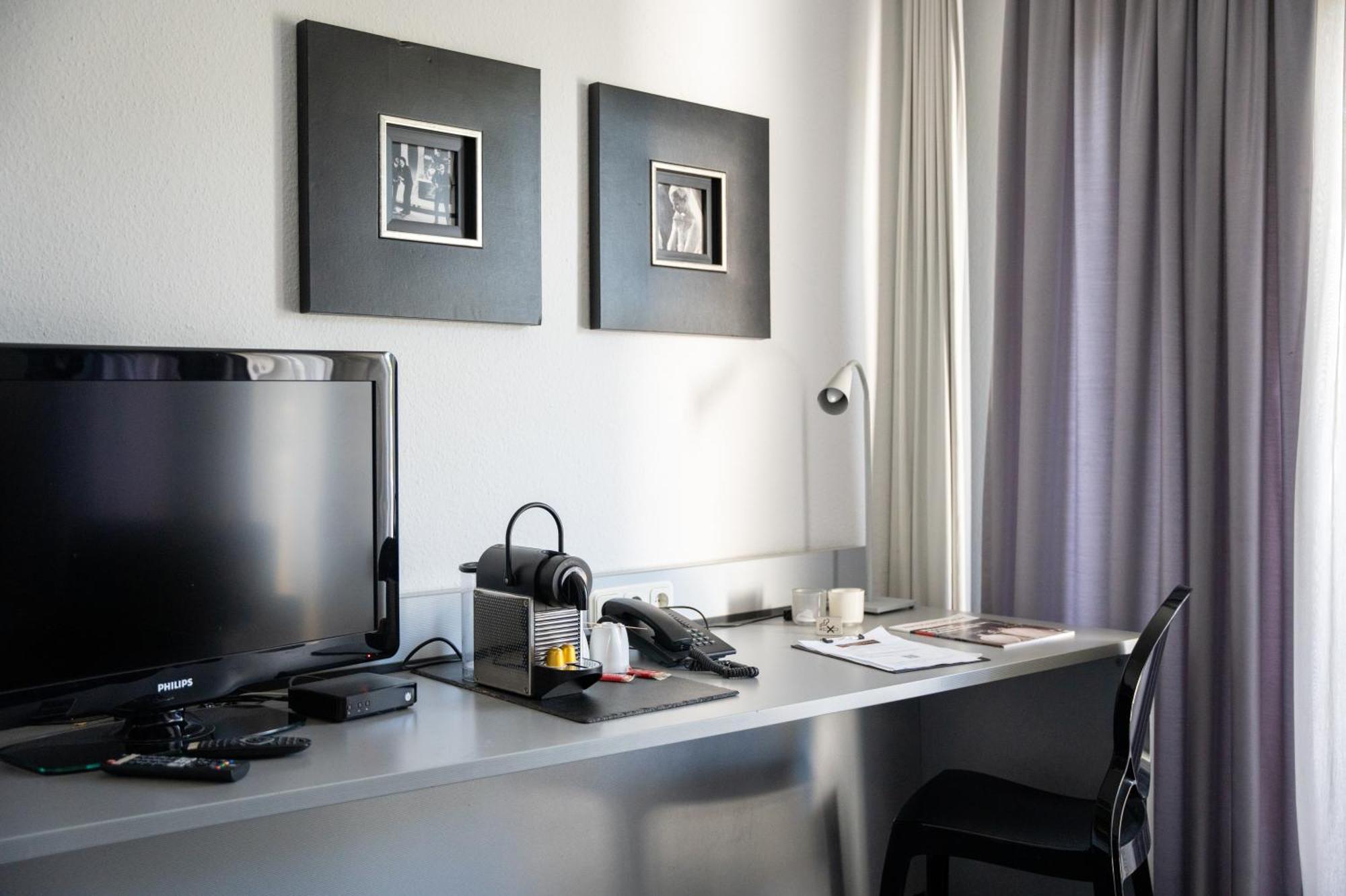 Hotel Medo Koeln Bagian luar foto